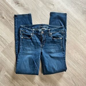 American eagle skinny jeans size 6